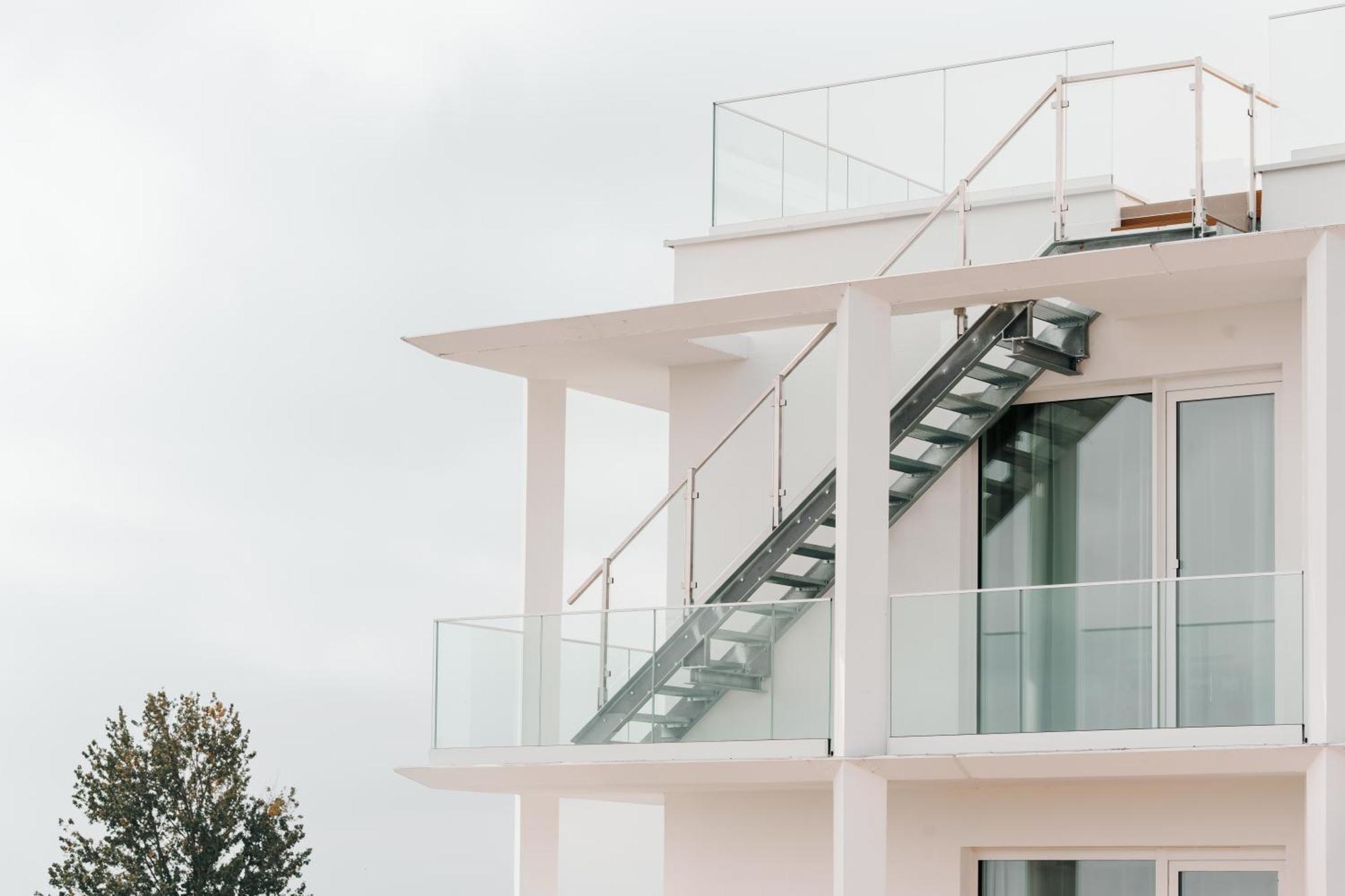 Hotel Arche Fabryka Samolotow W Mielnie Mielno  Ngoại thất bức ảnh